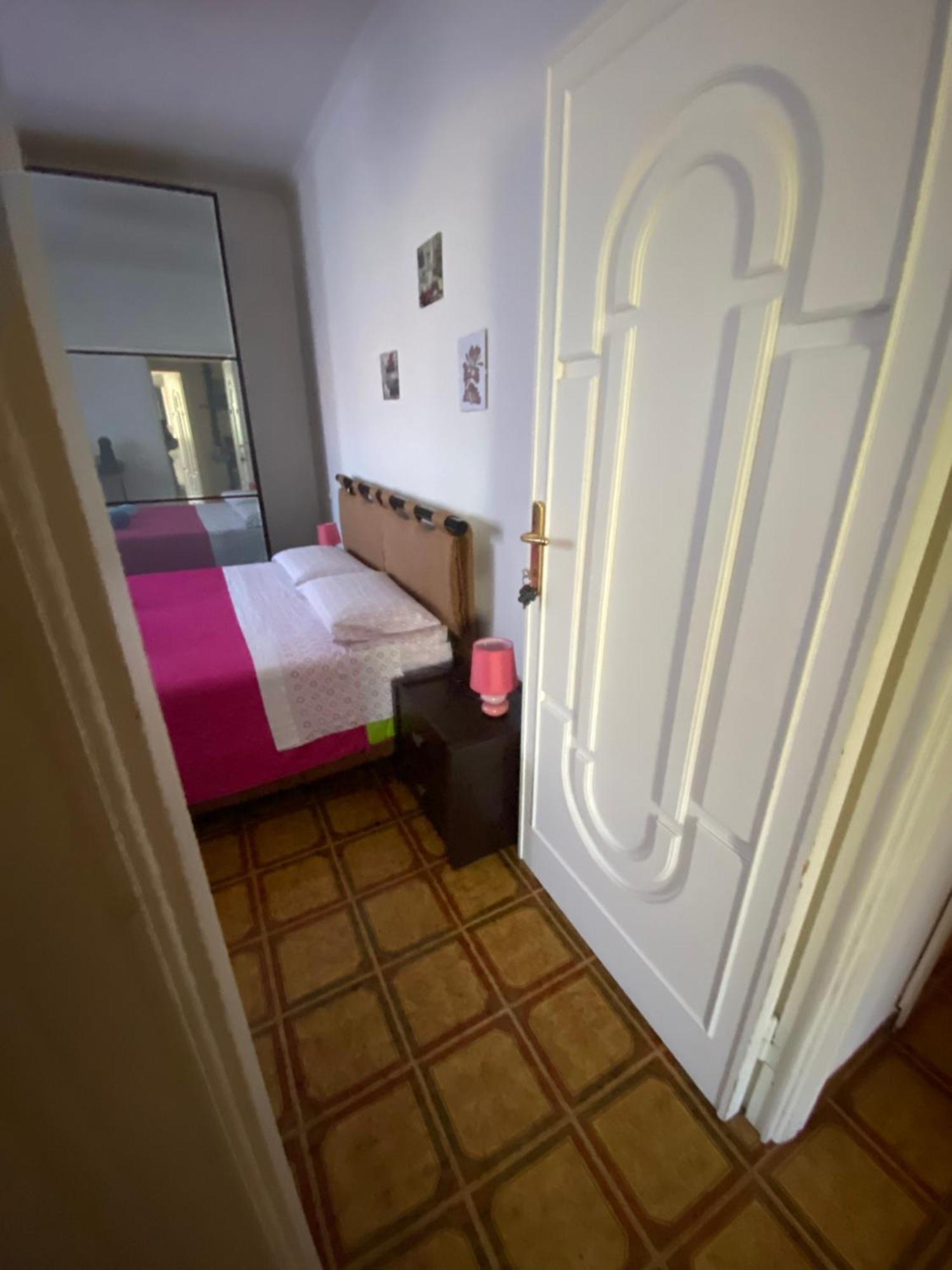 A Casa Da Mari Stanza Privata Bagno Condiviso Apartment Olbia Luaran gambar